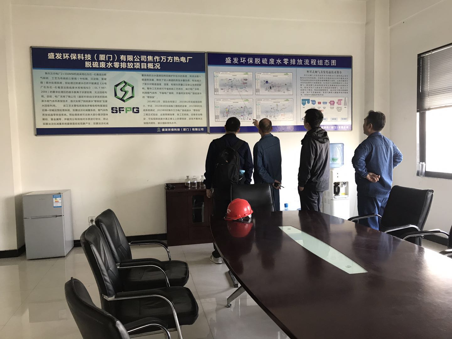 中南電力設(shè)計(jì)院張工一行到焦作萬(wàn)方項(xiàng)目部進(jìn)行考察參觀